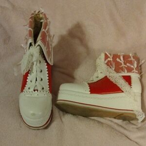 Lolita Red and White Heeled Boots
